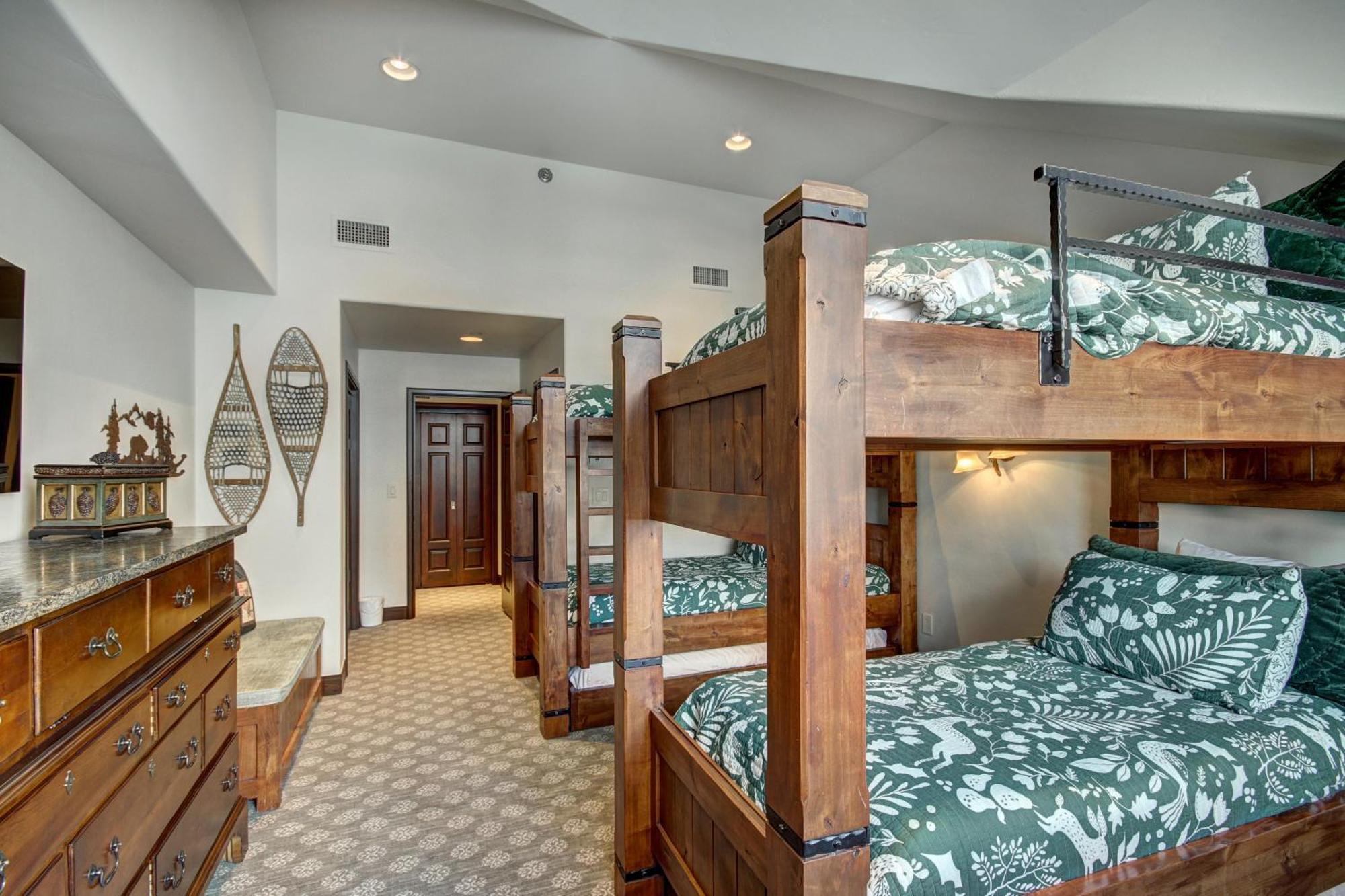 Luxury Ski-In 3 Bedroom Penthouse Inside Pines Lodge, Sleeps 10! Condo Beaver Creek Zewnętrze zdjęcie
